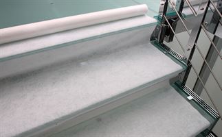 Abdeckvlies LO-ANTISLIP 1m x 10m, 160g/m², selbstklebend, 60Roll/Pal, ZLOANTISLIP